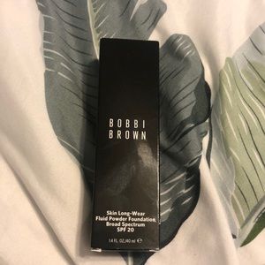 Bobbi brown skin long-wear fluid powder foundation